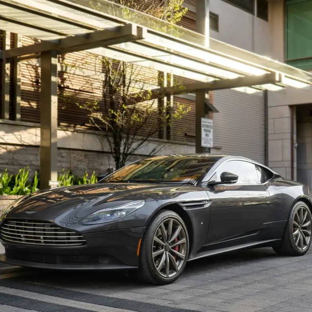 Top two car insurers in Ontario